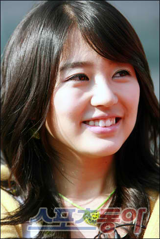 Yoon  on All About Yoon Eun Hye  Profile And Photo Gallery     Eastasialicious
